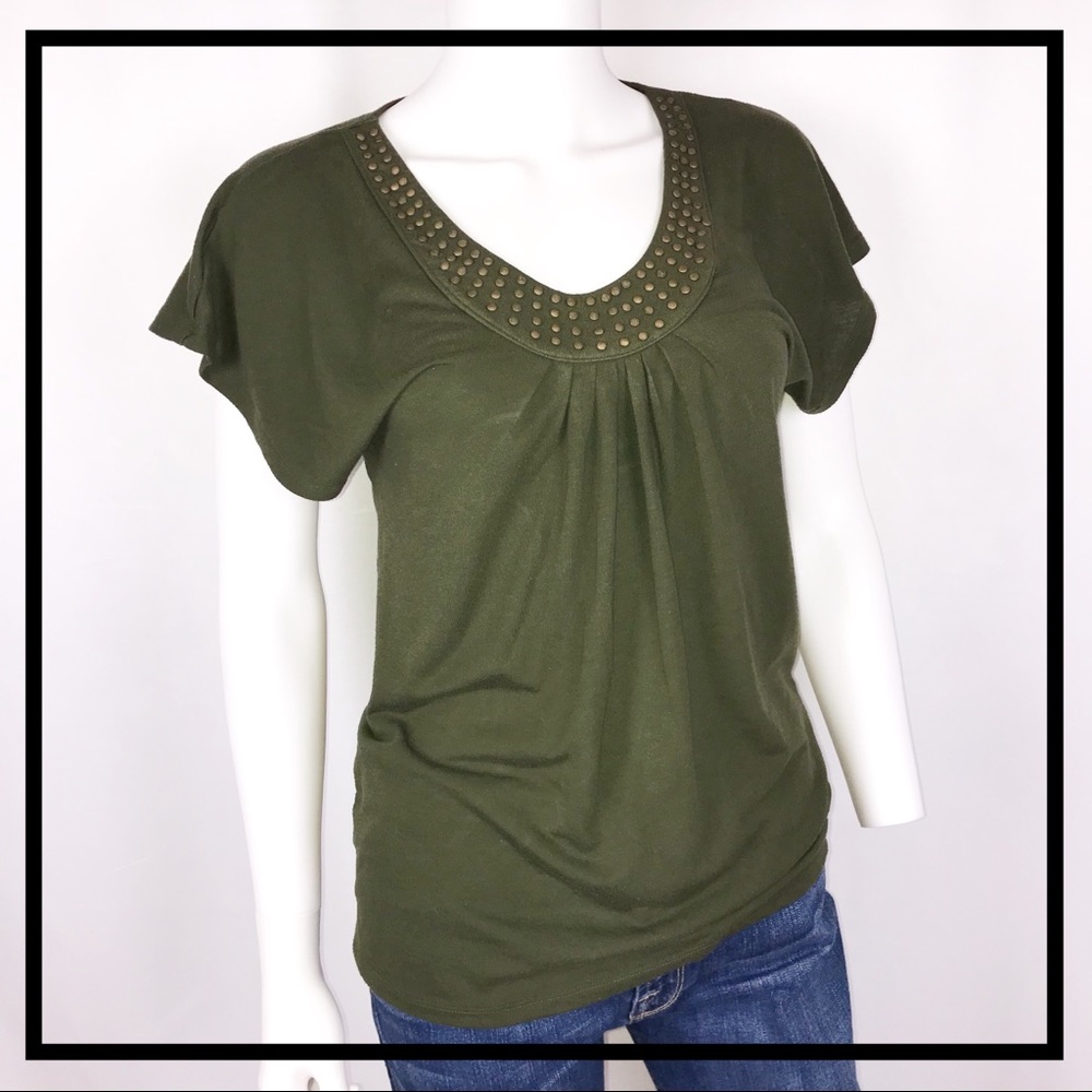 Carolyn Taylor Brand, Statement Neckline Shirt